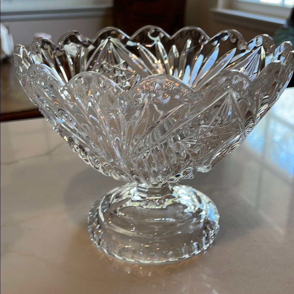 Elegant Crystal Glass Bowl